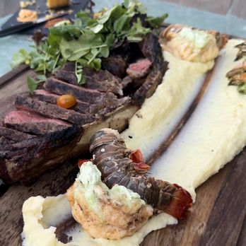 Rusty Pelican - Miami - Tomahawk, shrimp and lobster - Seafood Near Me - Key Biscayne, Florida
