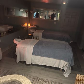 Intermission Spa and Salon - Couples Massage With Beverages and Chocolates - Massage Near Me - Upland, California