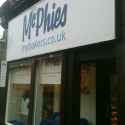 Mcphies Craft Bakers - More cakes in here, than you can shake a stick at