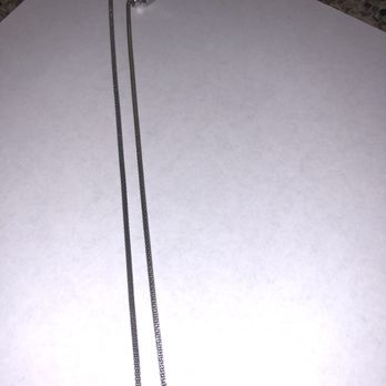 Kendra Scott - The chain gets discolored immediately. Headquarters does nothing to repair or replace. - Accessories Near Me - Los Angeles, California Kendra Scott - The chain gets discolored immediately. Headquarters does nothing to repair or replace. - Accessories Near Me - Los Angeles, California