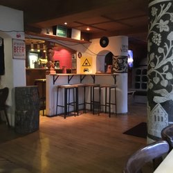 Bems'l Music Bar & Grill