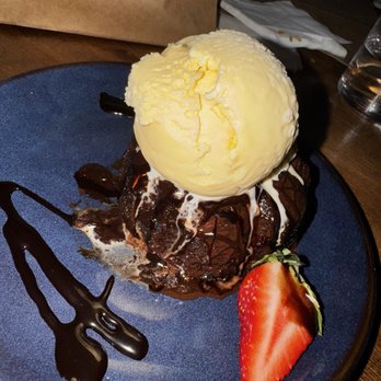 Noches de Colombia - Colombian Near Me - Hackensack, New Jersey