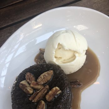 Eureka! - Bourbon Barrel cake w/vanilla ice cream - Bars Near Me - Cerritos, California Eureka! - Bourbon Barrel cake w/vanilla ice cream - Bars Near Me - Cerritos, California