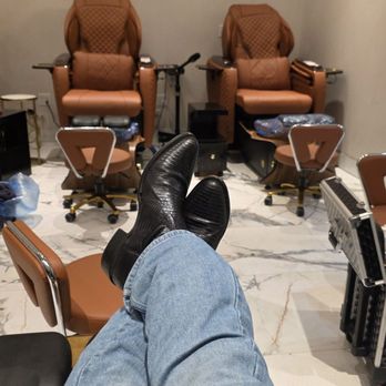 Venetian Nail Bar - Me not getting service. - Nail Salons Near Me - Cibolo, Texas Venetian Nail Bar - Me not getting service. - Nail Salons Near Me - Cibolo, Texas
