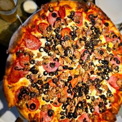 Napoli Pizzeria Vacaville - So good! XL combo pizza