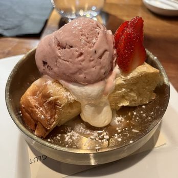 Seito Sushi Baldwin Park - Honey toast with red bean ice cream - Sushi Bars Near Me - Orlando, Florida Seito Sushi Baldwin Park - Honey toast with red bean ice cream - Sushi Bars Near Me - Orlando, Florida