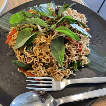 Jo's Modern Thai - Drunken Noodle (VO)(GFO) - Thai Near Me - Oakland, California Jo's Modern Thai - Drunken Noodle (VO)(GFO) - Thai Near Me - Oakland, California