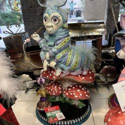 A Coastal Christmas - Alice in wonderland