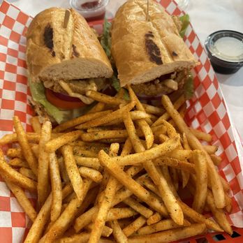 Cap't Loui - Calamari Po'Boy - Seafood Near Me - Cupertino, California