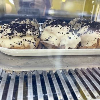 Beard Papa’s - Cookies n Creme - Desserts Near Me - Concord, California Beard Papa’s - Cookies n Creme - Desserts Near Me - Concord, California
