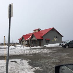 Ma Cabane en Gaspesie - Plain Jane looking exterior