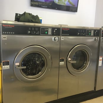 BB's Laundromat 2 - Facility - Laundromat Near Me - El Sobrante, California