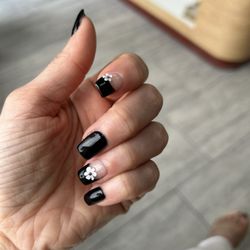 Bella Vie Nails & Spa