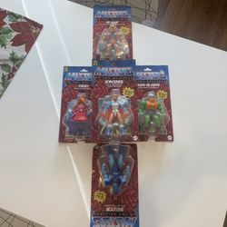 Masters of the Universe above the FALLEN Skeletor bought from this business.