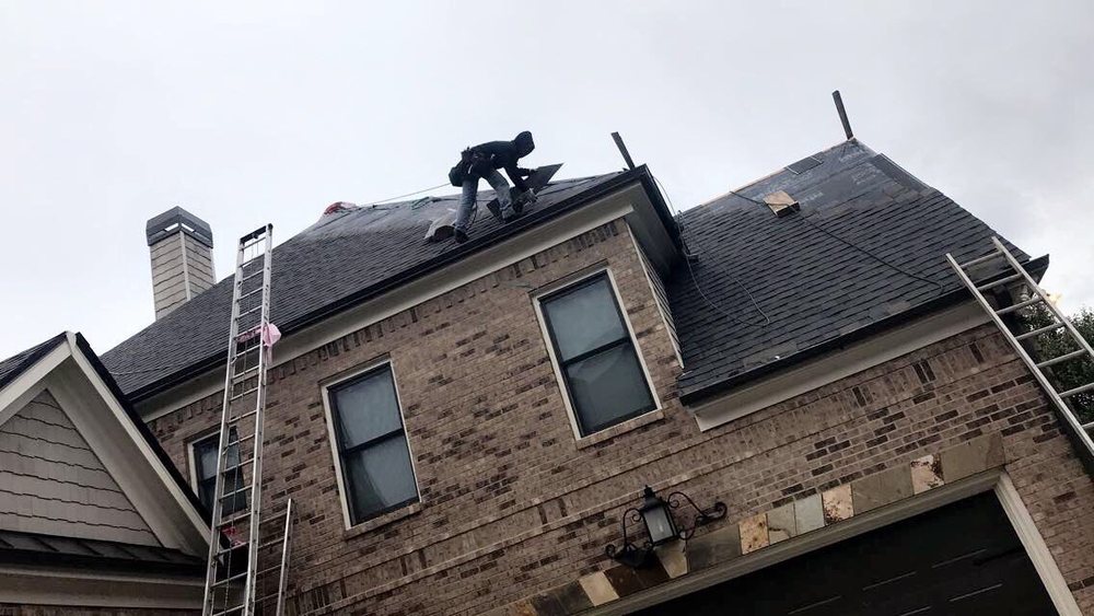 Slide of Daymar Roofing