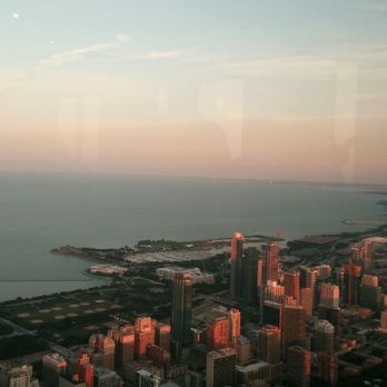 Willis Tower - Landmarks & Historical Buildings Near Me - Chicago, Illinois