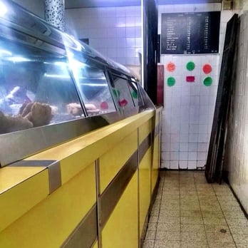 Bennys Fish & Chicken Bar - Inside pretty small and simple - Fish & Chips Near Me - Glasgow, GLG Bennys Fish & Chicken Bar - Inside pretty small and simple - Fish & Chips Near Me - Glasgow, GLG