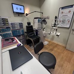 Pacific Vision+ Optometry - Exam Room