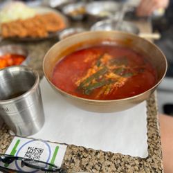 Han Yang - Yuk gae jang is good here.