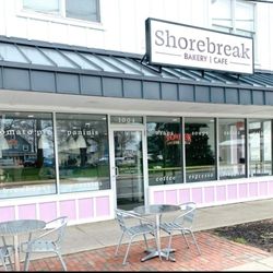 Shorebreak Bakery Cafe - Front entrance