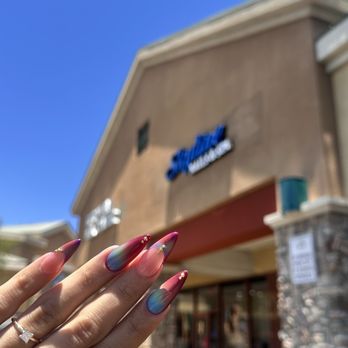 Skyline Nails & Spa - Nail Salons Near Me - Ventura, California