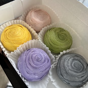 Aliya Lavaland - Looks prettier than it tastes. - Bakeries Near Me - Monterey Park, California Aliya Lavaland - Looks prettier than it tastes. - Bakeries Near Me - Monterey Park, California