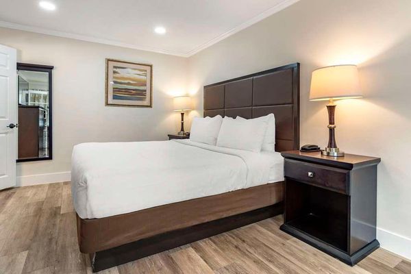 Best Western Carmel's Town House Lodge by null