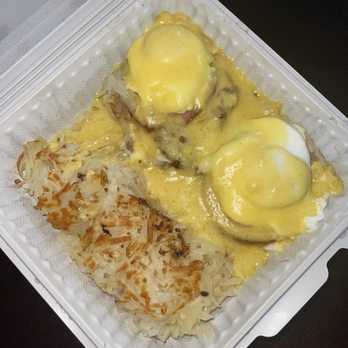 Aunt Alice's Kitchen - Eggs Benedict - American Near Me - Longmont, Colorado Aunt Alice's Kitchen - Eggs Benedict - American Near Me - Longmont, Colorado