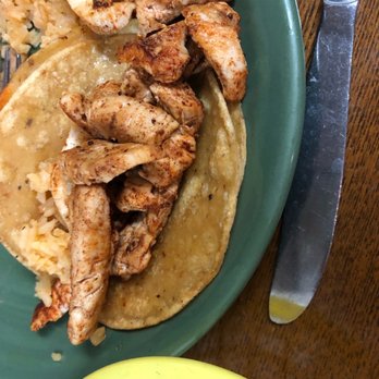 La Primavera Restaurant - Grilled chicken kids taco plate - Mexican Near Me - Martinez, California