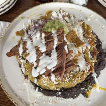 Madres Brunch - Chilaquiles Verde w/ eggs , Birria!! - Breakfast & Brunch Near Me - Bellflower, California Madres Brunch - Chilaquiles Verde w/ eggs , Birria!! - Breakfast & Brunch Near Me - Bellflower, California
