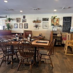 Sugar Shack Cafe - Dining room