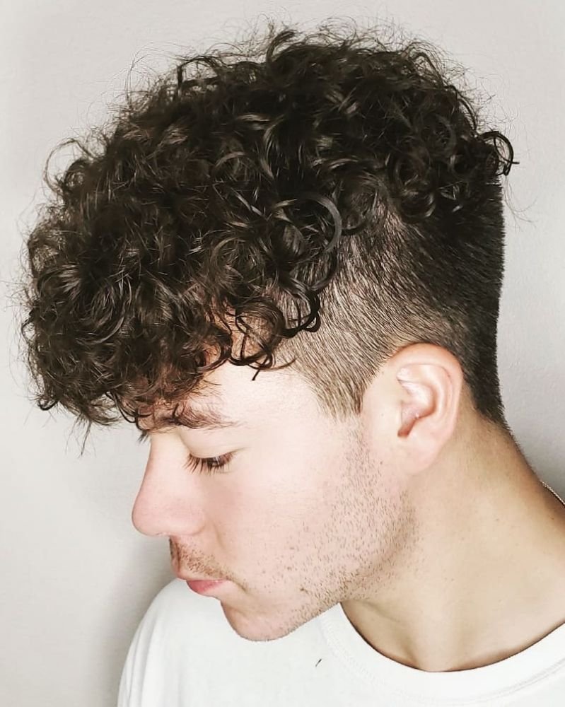 Edward - Edge Hair Salon Logo