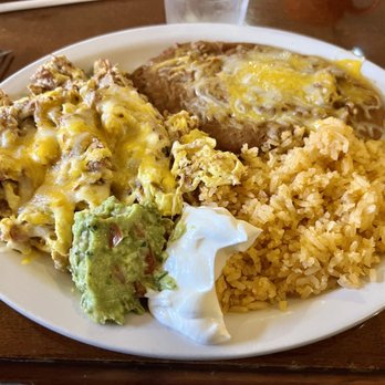 Molly Brown's Cafe - Machaca & eggs - Breakfast & Brunch Near Me - Cuyahoga Falls, Ohio