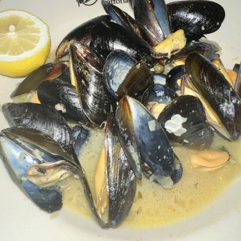 Stefano's Trattoria - Mussels appetizer - Italian Near Me - Winter Springs, Florida