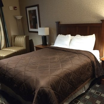Niagara Lodge - Typical room in Building 500. - Hotels Near Me - Niagara Falls, New York Niagara Lodge - Typical room in Building 500. - Hotels Near Me - Niagara Falls, New York