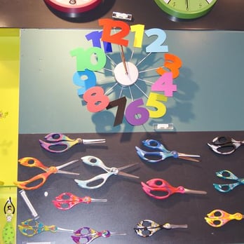 Pylones - Clock and Scissors - Flowers & Gifts Near Me - Amsterdam, New Hampshire