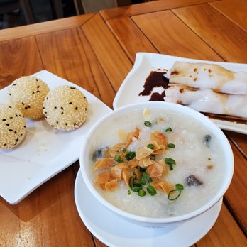 Tim Ho Wan - lava custard sesame balls, beef rice rolls, pork & preserved egg congee - Dim Sum Near Me - Honolulu, Hawaii