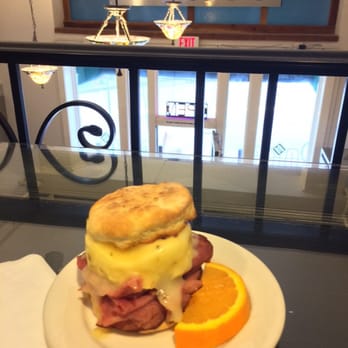 Brewed Cafe & Pub - Coffee & Tea Near Me - Vancouver, Washington