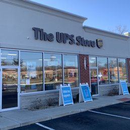 Exterior photo of The UPS Store - Bensenville, Illinois Exterior photo of The UPS Store - Bensenville, Illinois