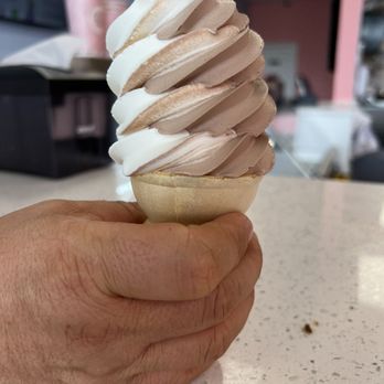 JJ's Custard Co. - Canton - Custard twist - Ice Cream & Frozen Yogurt Near Me - Canton, Michigan JJ's Custard Co. - Canton - Custard twist - Ice Cream & Frozen Yogurt Near Me - Canton, Michigan