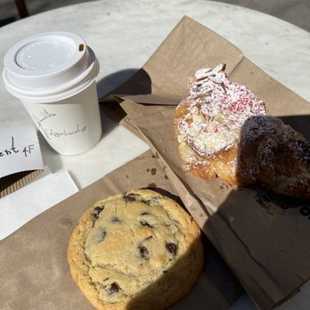 L'Appartement 4F - Bakeries Near Me - Brooklyn, New York L'Appartement 4F - Bakeries Near Me - Brooklyn, New York
