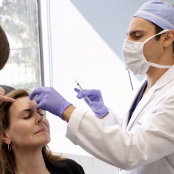 Justin Karlin, MD - Ophthalmologists Near Me - Newport Beach, California Justin Karlin, MD - Ophthalmologists Near Me - Newport Beach, California