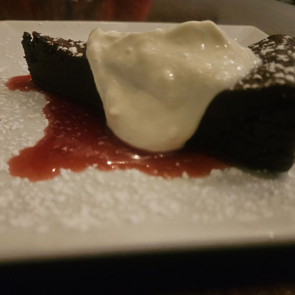 Hampton Street Vineyard - Chocolate tort - New American Near Me - Columbia, South Carolina Hampton Street Vineyard - Chocolate tort - New American Near Me - Columbia, South Carolina
