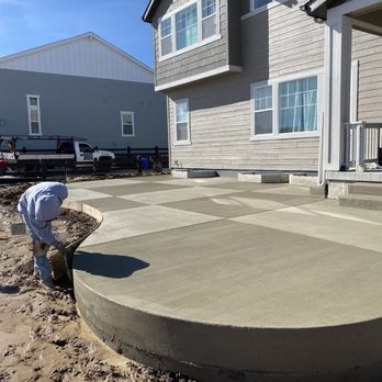 Roberto's Concrete - Masonry/Concrete Near Me