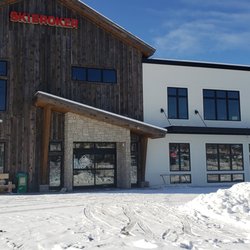 XSports Ski Broker - Biggest store in town!
