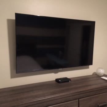 TvXpertz - Bedroom TV mounted. Looks like a picture frame! - Home Theatre Installation Near Me TvXpertz - Bedroom TV mounted. Looks like a picture frame! - Home Theatre Installation Near Me
