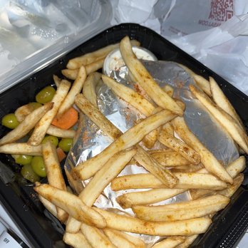 Baba Saj - a tray of french fries and vegetables - Bakeries Near Me - Oak Lawn, Illinois