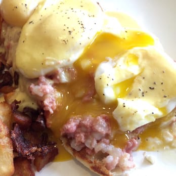 Break Your Fast - My underdone corned beef hash. What a disappointment - American Near Me - Union City, California Break Your Fast - My underdone corned beef hash. What a disappointment - American Near Me - Union City, California
