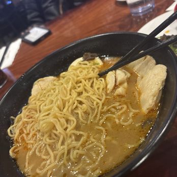 Yohama Noodles - Miso Chicken Ramen with a little chili oil - Noodles Near Me - Las Vegas, Nevada Yohama Noodles - Miso Chicken Ramen with a little chili oil - Noodles Near Me - Las Vegas, Nevada