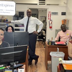 Plate Express - Our team, ready to help you get your plates in 30 mins or less!